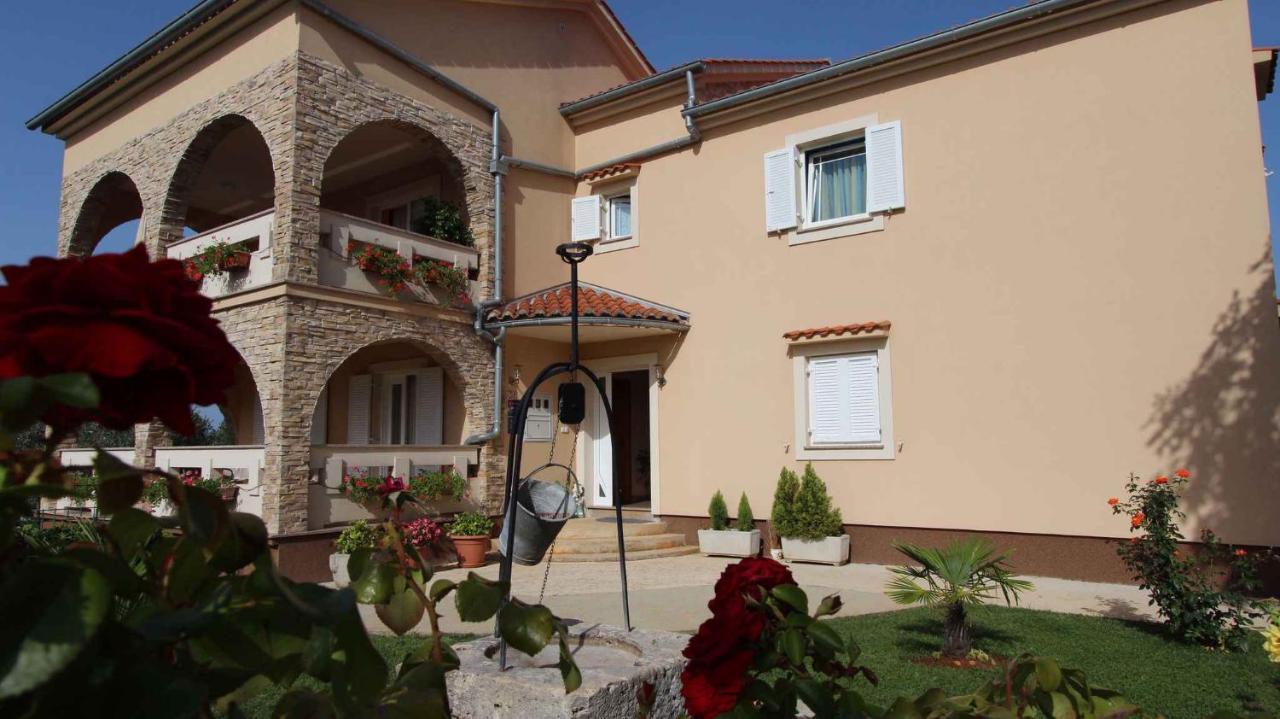 Malinska Apartment 1 Sveti Anton  المظهر الخارجي الصورة