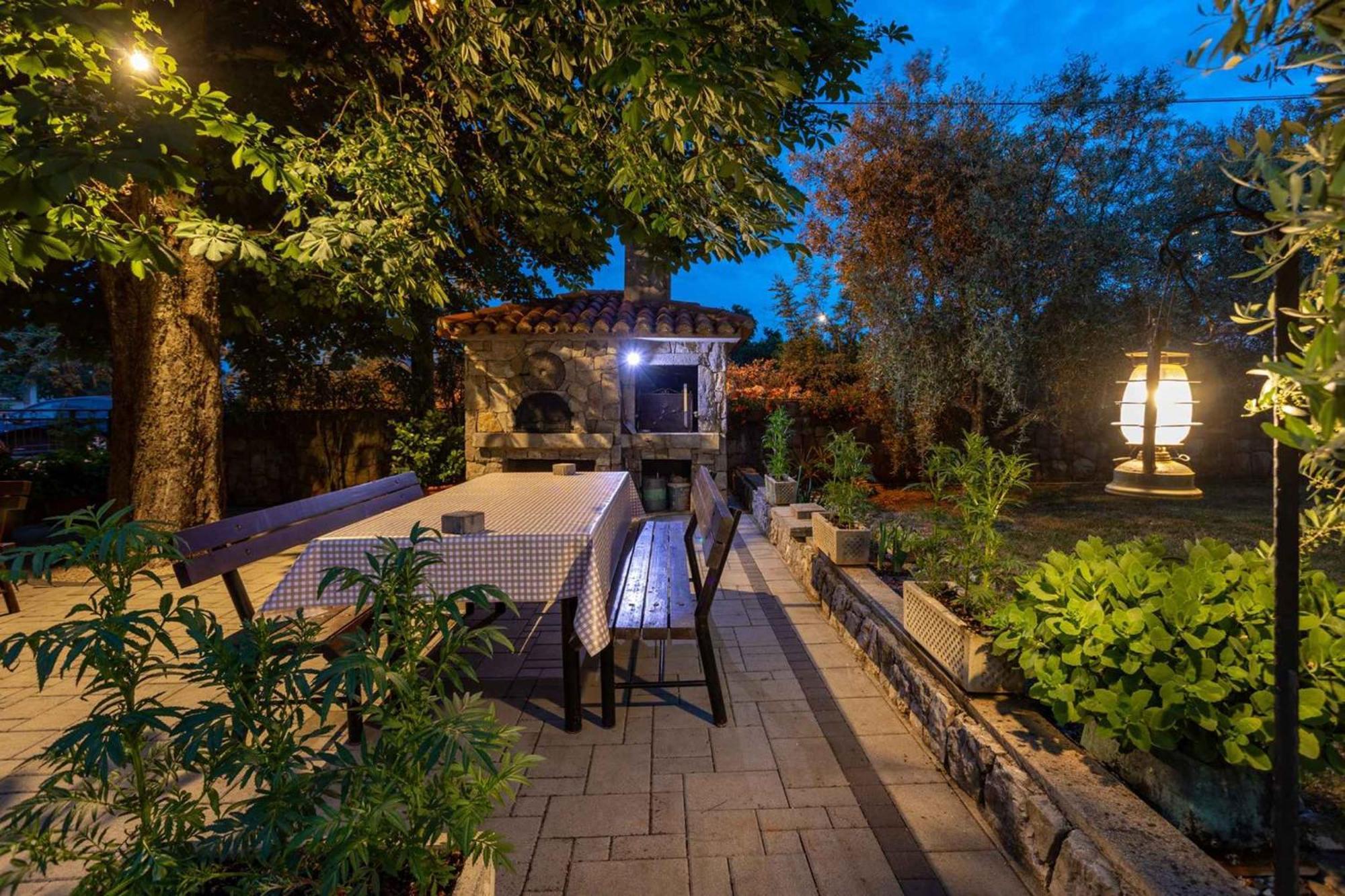 Malinska Apartment 1 Sveti Anton  المظهر الخارجي الصورة